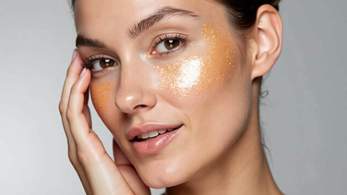 Glass skin routine: essence stacking for mirror-like radiance